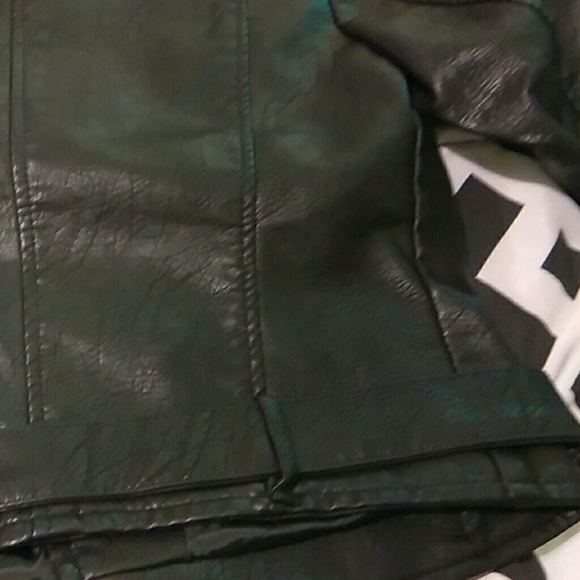 Jacket - Picture 6 of 6